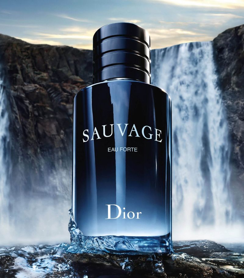 Dior Sauvage Eau Forte lifestyle shot