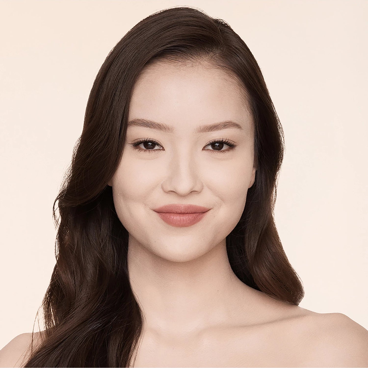 Charlotte Tilbury Airbrush Flawless Foundation 1 Neutral - texture swatch