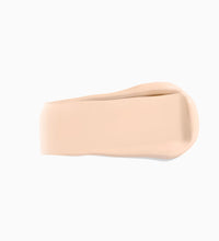 Charlotte Tilbury Airbrush Flawless Foundation 2 Cool - texture swatch